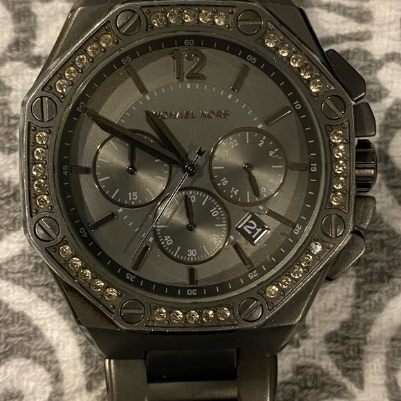 Unique Michael Kors Charcoal/Gunmetal Octagon Watch with rhinestones - Picture 6 of 6